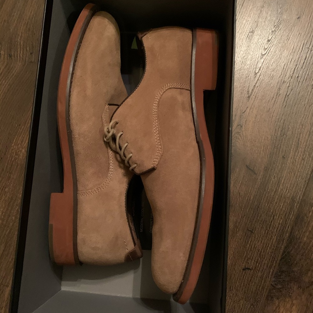 Men’s Johnston & Murphy size 10